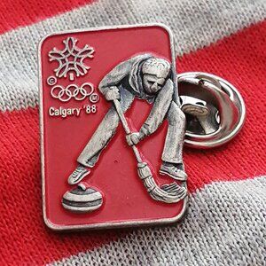 🇨🇦 Vintage Calgary 1988 Olympic Curling Pin